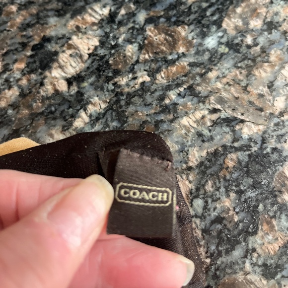 Woman’s leather/suede gloves - Picture 4 of 6